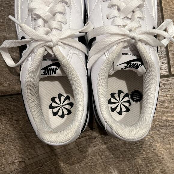 Nike Women's Footwear Court Vision Lo Nn White Black Size 7 - Picture 6 of 7